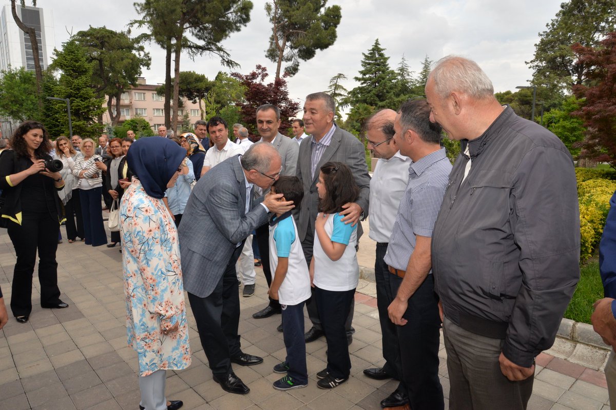 kosa1010's tweet photo. Mardin Valisi olarak atanan Valimiz @MustafaYMN ve eşi @GulserenYmn İlimize veda etti... https://t.co/oyJKdZtLZr
