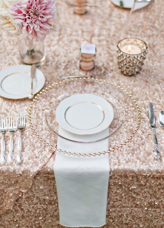 PrettilyPerfect's tweet photo. Sequin tablecloths, candelabras, artificial flowers &amp; much more! Email us @prettilyperfect@outlook.com to hire/buy https://t.co/TApsvunCb5
