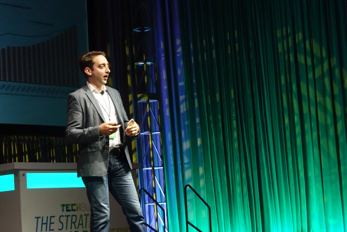 techsummitpr's tweet photo. I expect to have a new career every 10 years - @darrellsilver of @thinkful on life-long learning at #TechSummitPR https://t.co/H9QvJmLkWv