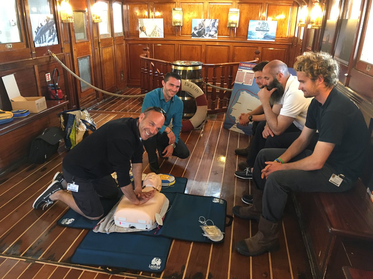 Novodila's tweet photo. Le Belem emporte maintenant à bord un défibrillateur @HeartSine. Son équipage a été formé aujourd'hui par @Novodila https://t.co/g1QHolbiQI