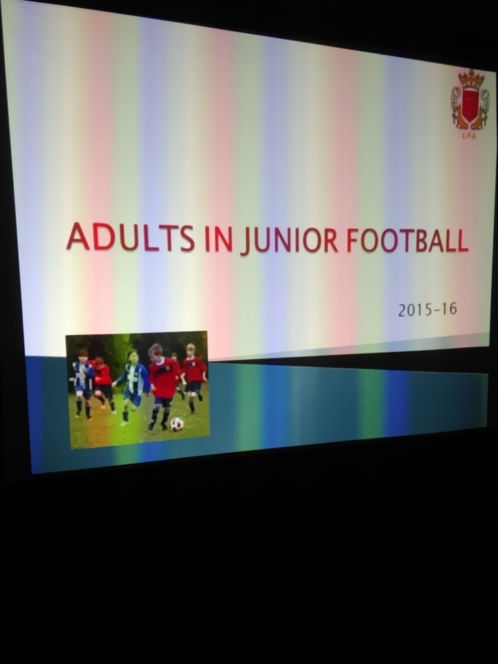 LancashireFA's tweet photo. Great session tonight with parents from @lancastergiants.Hope was useful #Role Models #WhoseGame https://t.co/wyb5PzhW1E