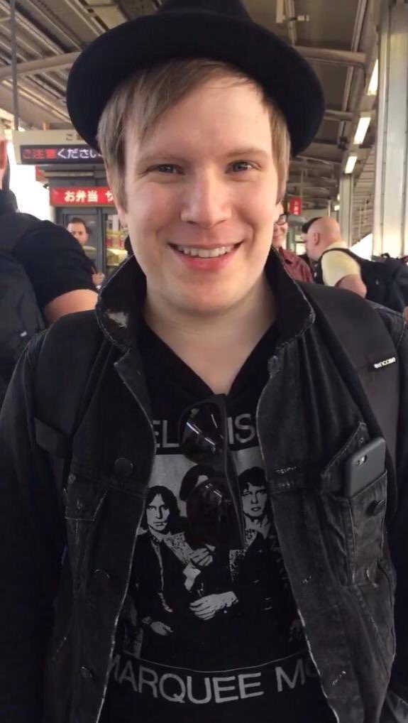 favsarchive's tweet photo. patrick stump https://t.co/R5V094Gvxi