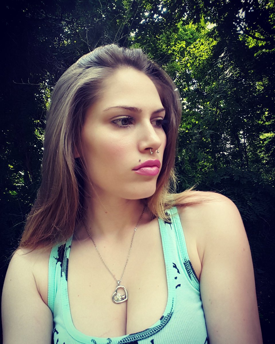 leahamarlowe's tweet photo. Modeling #signme #scoutme #modelsearch #modelingagency #nyc #futuretopmodel https://t.co/ECX1ENW2jG