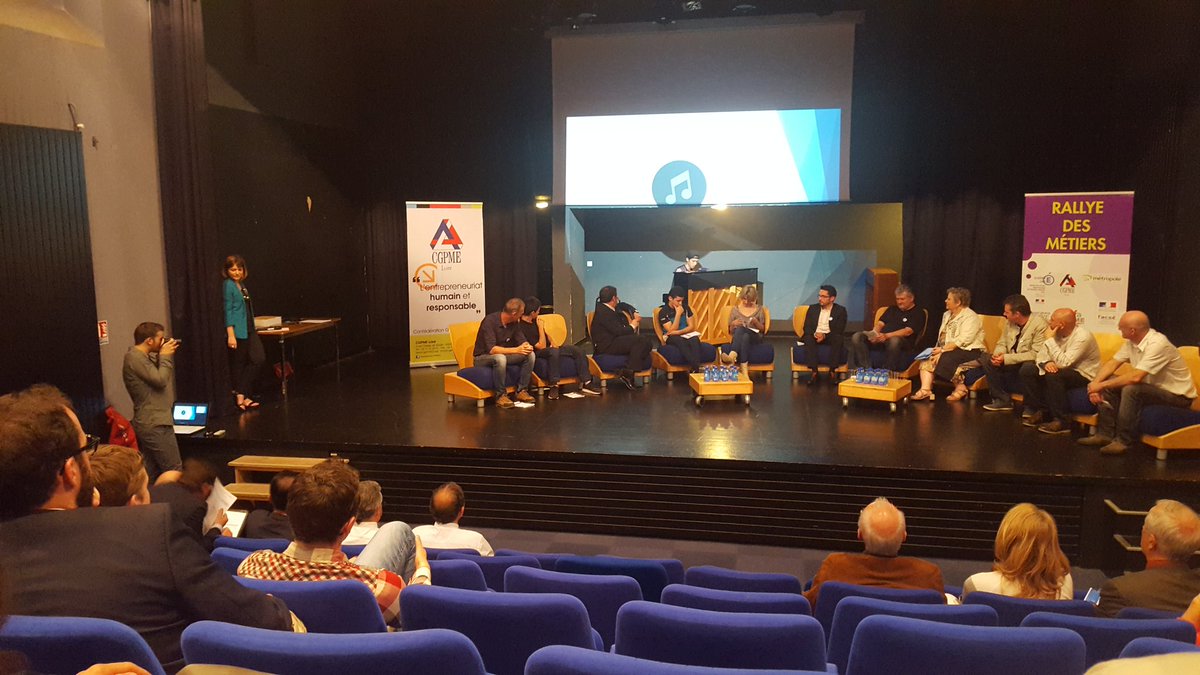 WinLyofficiel's tweet photo. Rapprochez les jeunes du monde l'#entreprise un defi pour demain
Bravo à la #CGPME pour leurs actions une soirée 👍👍👍 https://t.co/ldEZaL5NzI