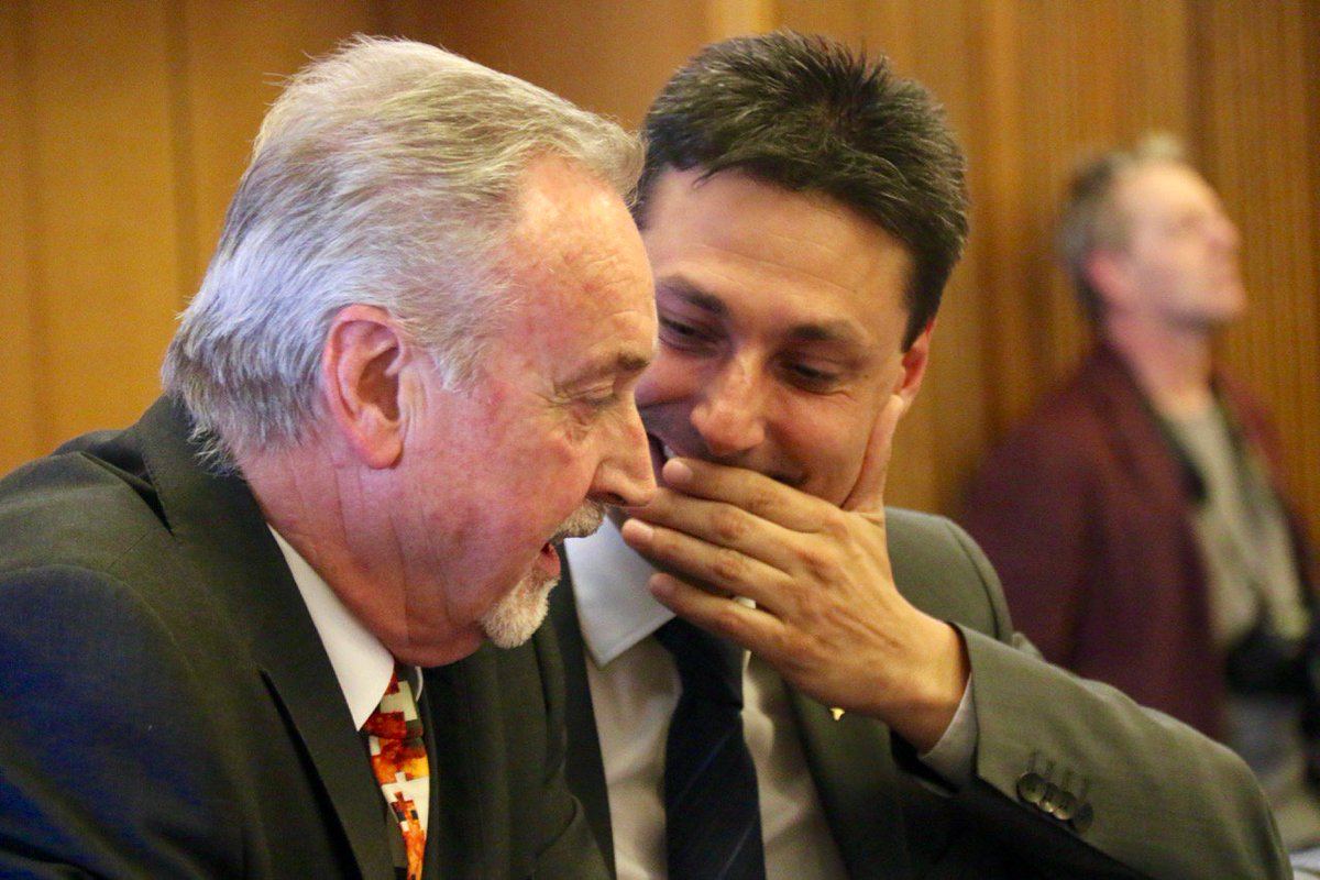 Réunir, Réussir - lo storify sull'UVP: dalla rottura con l'UV al ritorno in maggioranza  aostasera.it/articoli/2016/…