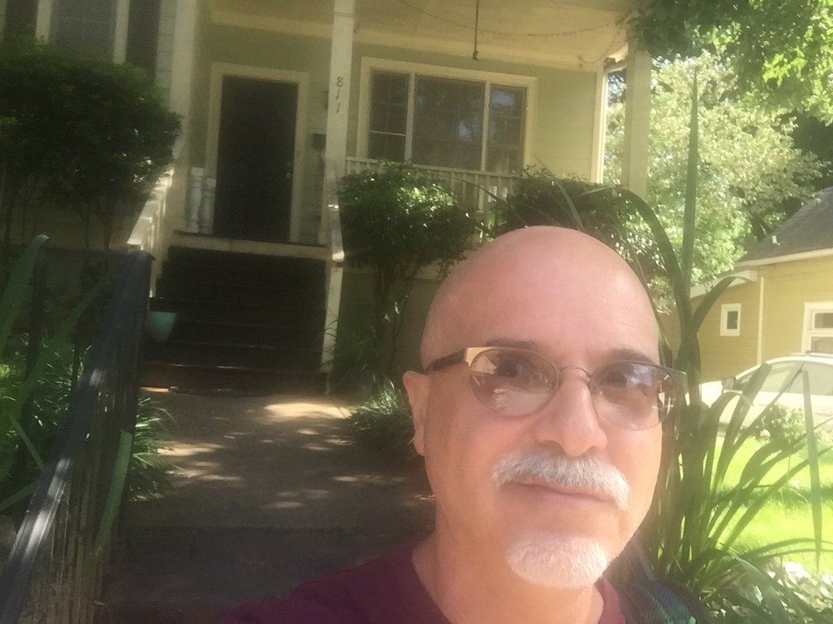 foolz_paradise's tweet photo. I'm here! Yay! This is my home for the festival. #ATLFringe2016 #atlantafringe #JA42 #foolzparadise https://t.co/P6qcwBr06d