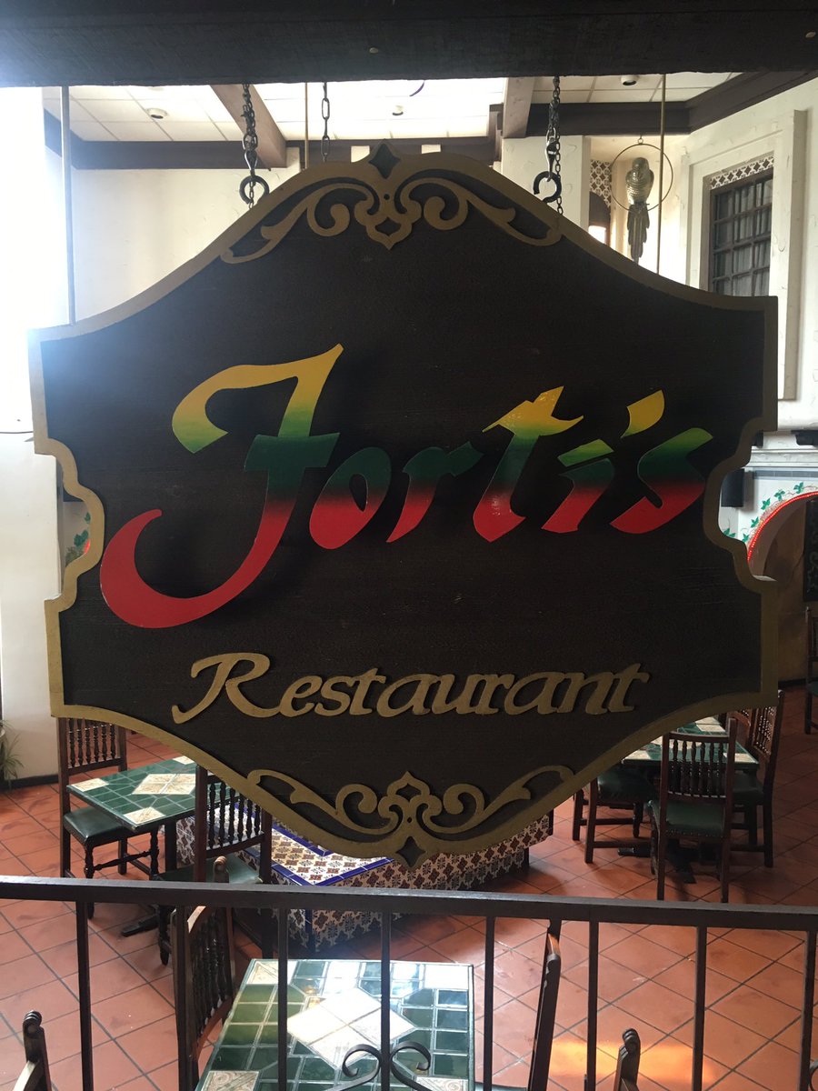 FortisElder's tweet photo. Estamos en 321 chelsea st!! #FortisMexicanElder https://t.co/RRZ4jCne9R