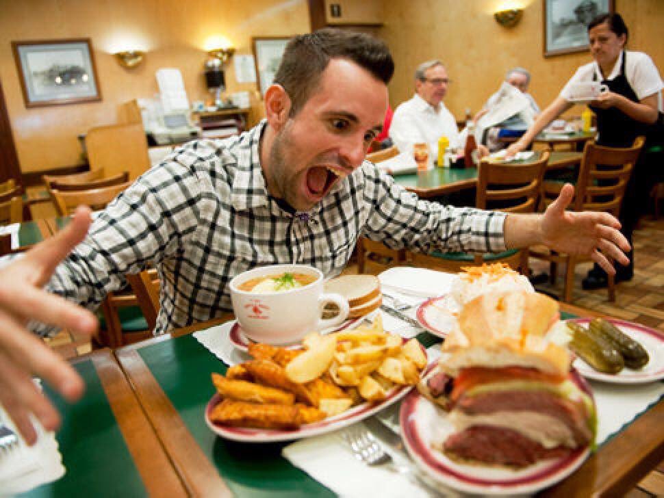 mySORTY's tweet photo. College Connection dinner for Sinai members at Ben's Deli in Greenvale 6:30-8:00pm next Monday. Pastrami's on us! https://t.co/0dFWH857Cu
