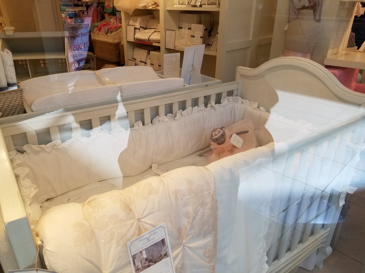 CradleCincy's tweet photo. Cute crib @PotteryBarnKids, but definitely not safe. Pls remove the blanket/stuffed animals &amp; stop selling bumpers. https://t.co/H6E1W4Q0pG