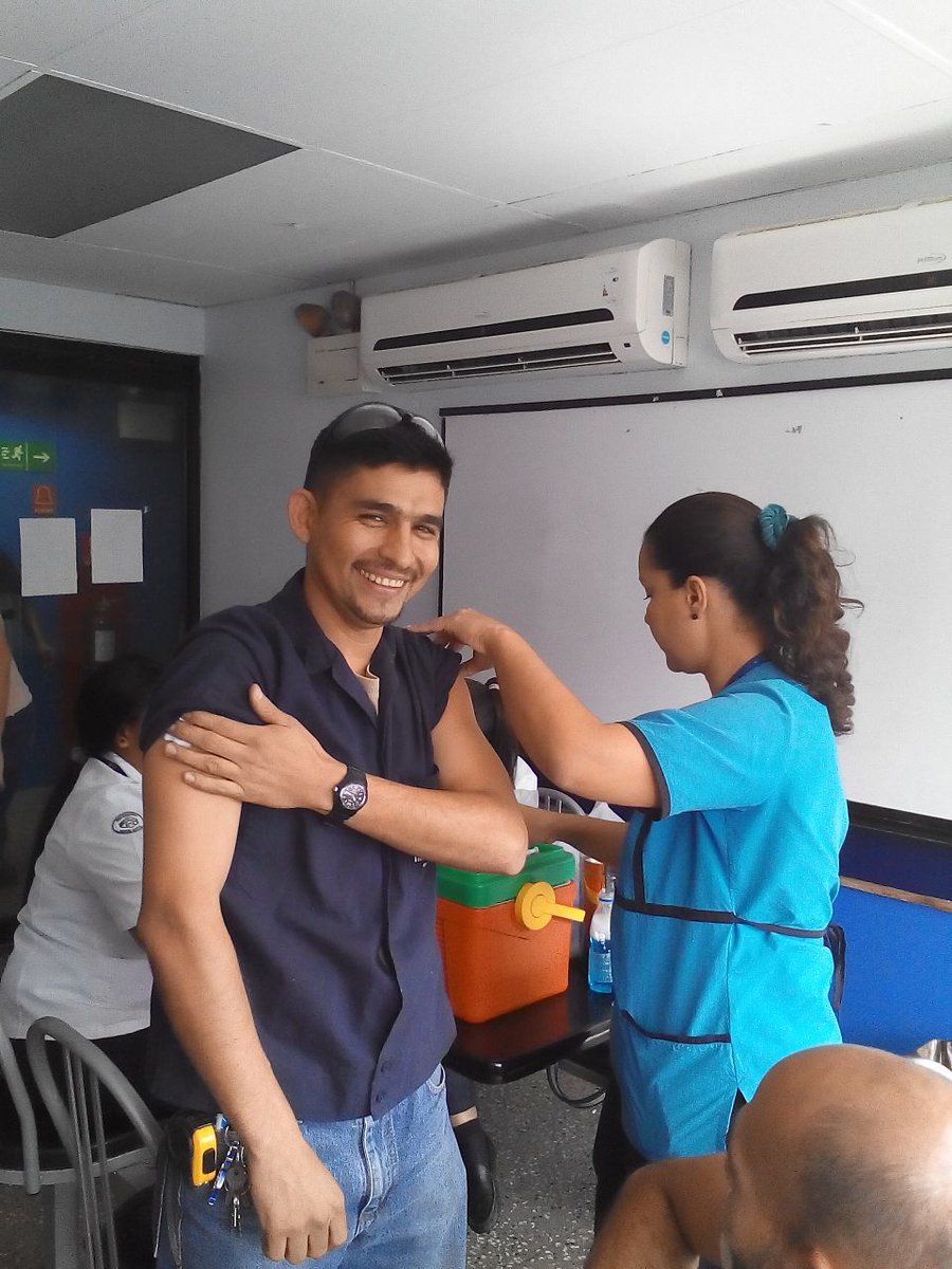 Café Fama de América tweet media