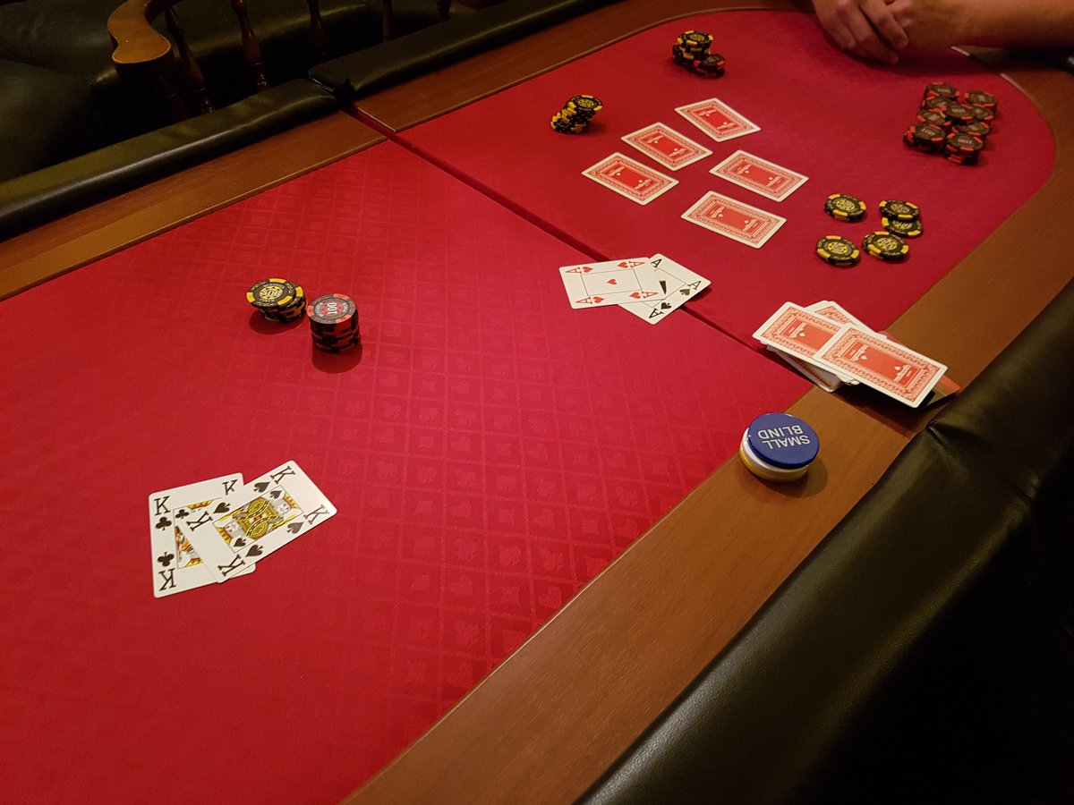 packetboatpub's tweet photo. Ooof! The curse of the cowboys strikes for the second time tonight @redtoothpoker #paddingtonpacketboat #pokernight https://t.co/Gt1QRHZKso