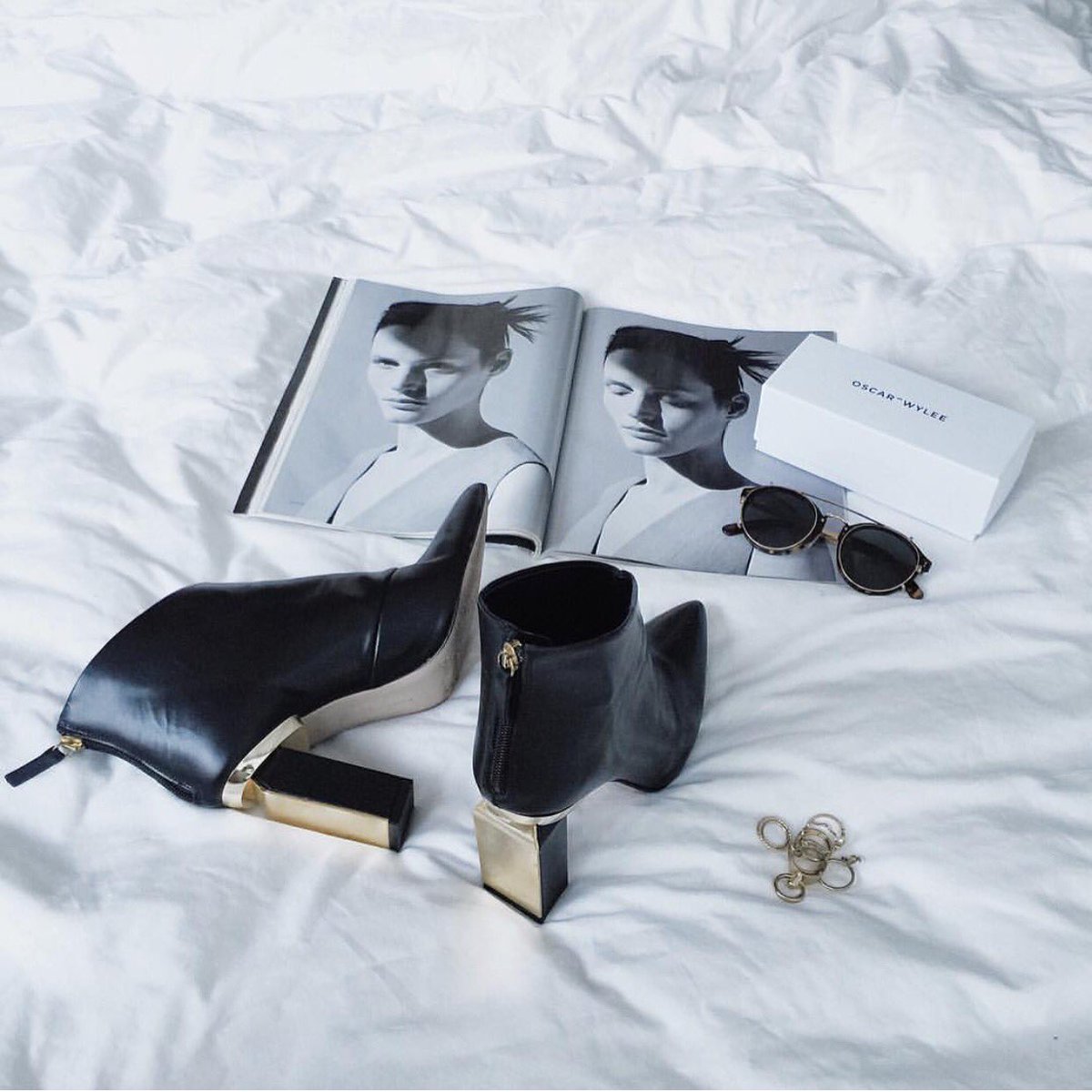 THAthelabel's tweet photo. All about the gold details #blackandgold #love #girlactik #kylielipkit #melbournefashion #WOMANCRUSH #THAthelabel https://t.co/WM1nHPMo5c