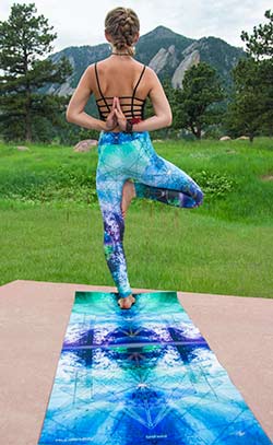 AwakenLine's tweet image. Visit us at the @HanumanFestival in Boulder, Fri - Sun, 10 - 8pm