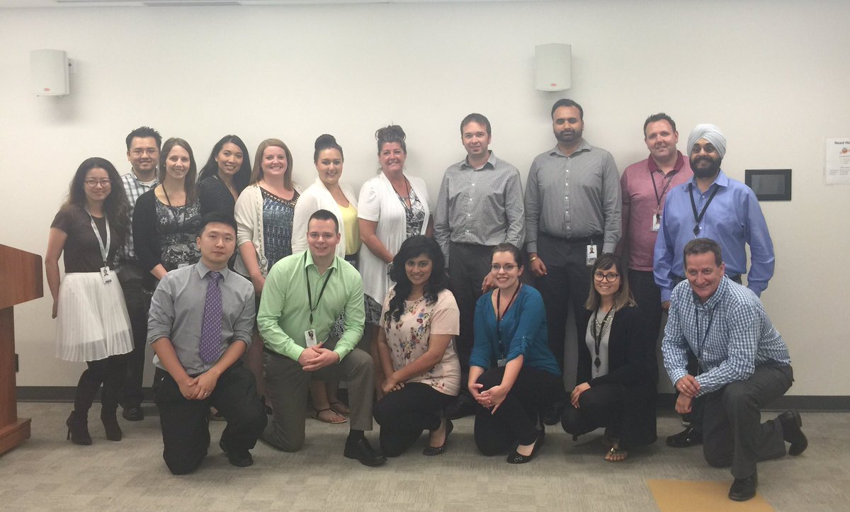 _sHundal's tweet photo. A warm thank you to our AC, @maureentphelan, for sharing insights &amp; collaborating w. @YPNPac! #YPNPAC16 #CRA_Pride https://t.co/WPb6uqQpzB