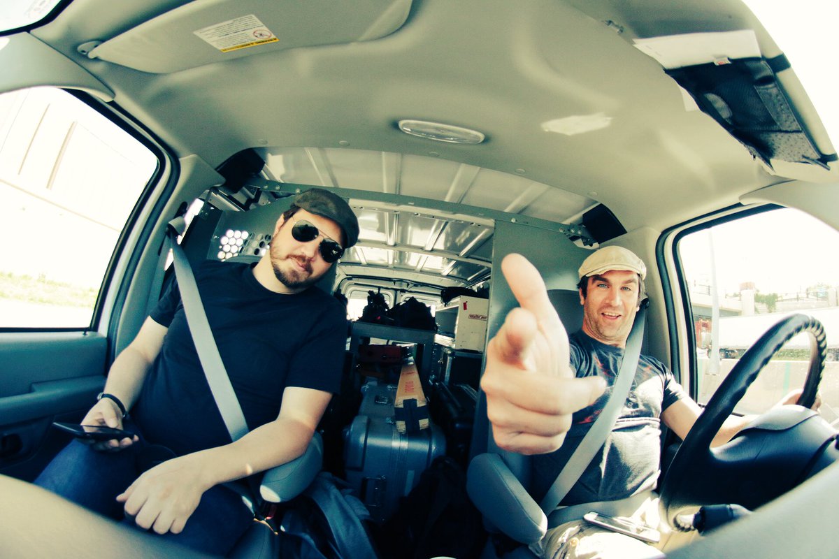 MetroStudios's tweet photo. On the road to Minneapolis! #roadtrip https://t.co/vMwaaL1tWk