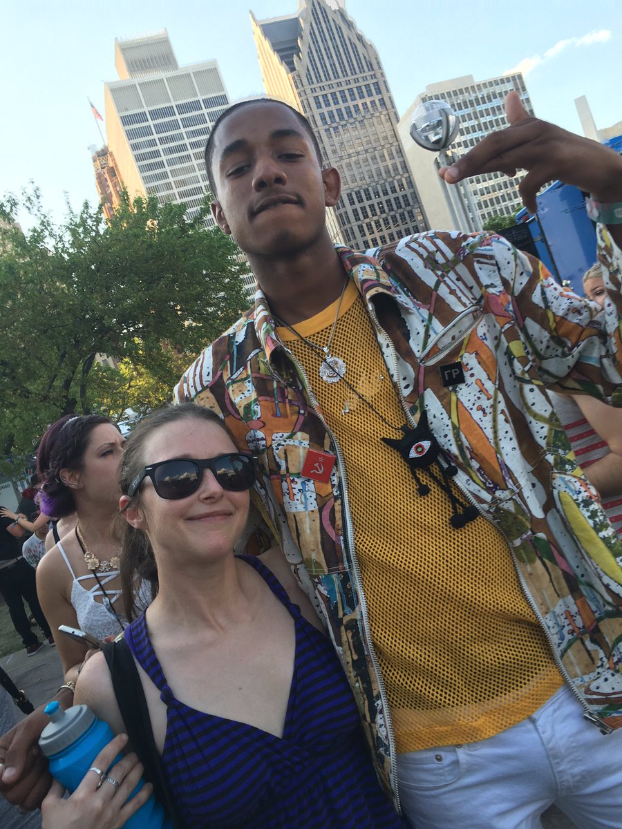 BruiserLis's tweet photo. .@ZelooperZ #bruiserbrigade #detroit #bothic https://t.co/ZZ5lojSYlD