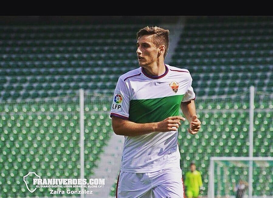 edpgoalkeeper's tweet photo. #javiLlor jugador el Elche CF nos visitara en nuestro II campus de verano, Muchas gracias! https://t.co/hm5fdppHFY