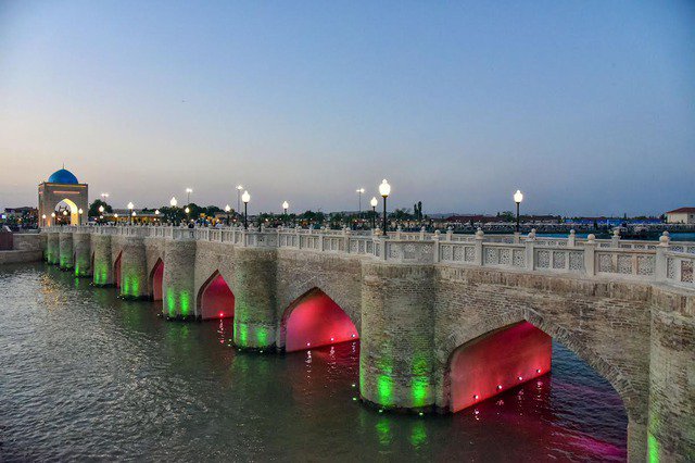veres_vert's tweet photo. 700 years old bridge and garden of Amir Temur is reconstructed in #theSilkRoad town Karshi, south #Uzbekistan https://t.co/EnyXDZRP6R