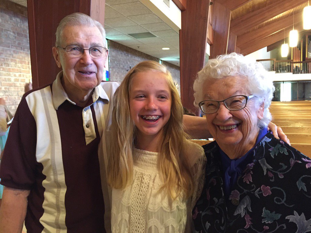 Orth_Pat's tweet photo. Last day of school! Celebrating with 185 years of loving grandparents. #prouddad https://t.co/iPeLGHpdKt