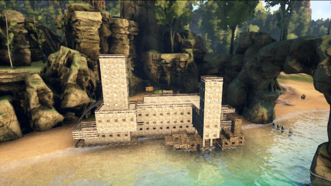 mrplankyxbox's tweet photo. Slowly building the base still a long way to looking good so far #arksurvival #base #pvepvp #XboxOne #arkedupkents https://t.co/EcIVfEULGw