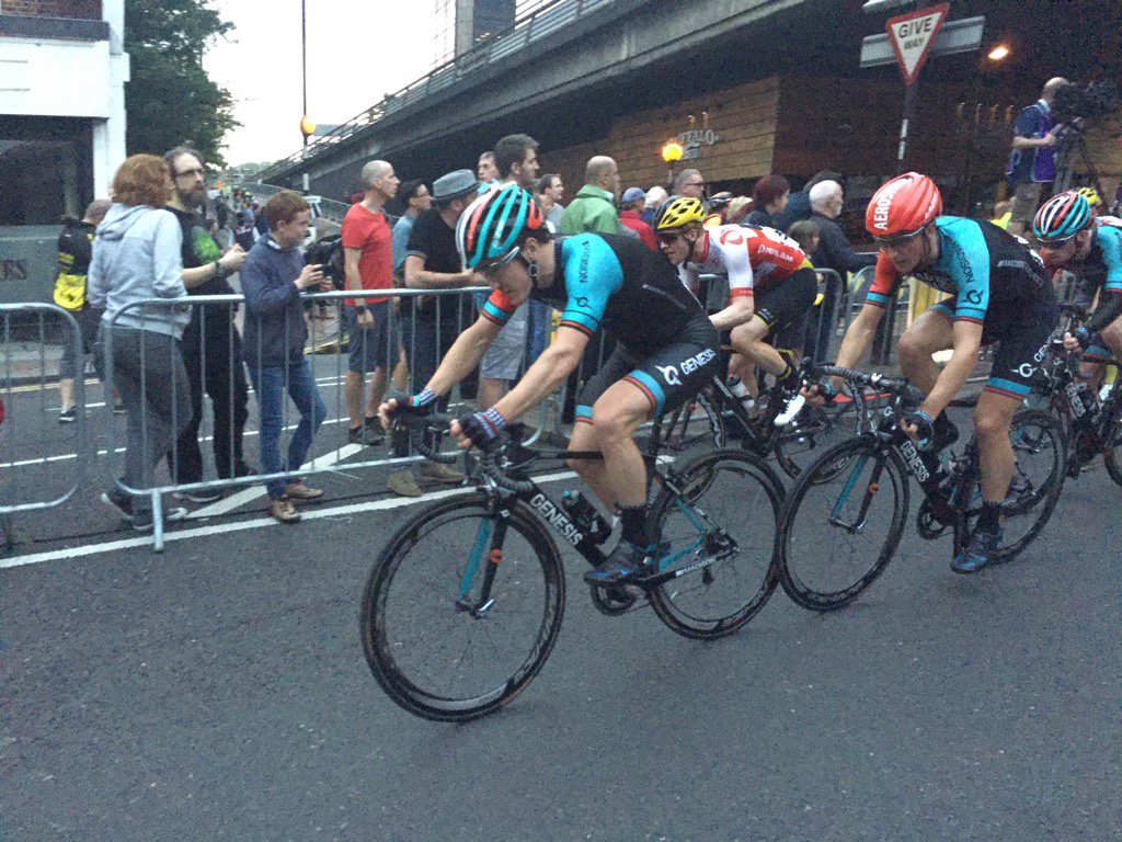 MikeProcter's tweet image. #tourseries well done @MadisonGenesis in #Croydon tonight