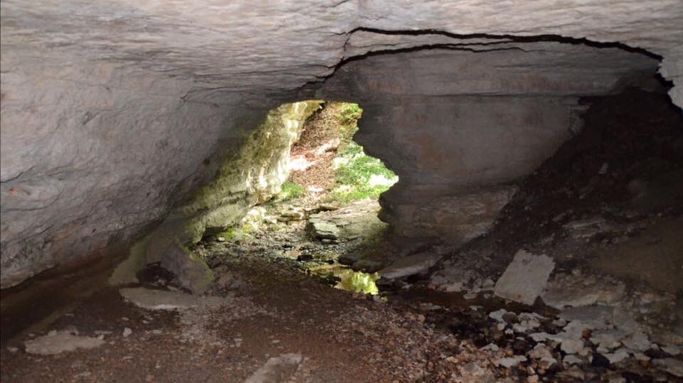 HalfPintPrairie's tweet photo. Hicks Cave, near Rocky Ridge where Rose Wilder got lost as a child. It is on the property of the Mansfield Woods. https://t.co/6IZk49OPwY