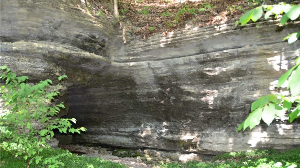 HalfPintPrairie's tweet photo. Hicks Cave, near Rocky Ridge where Rose Wilder got lost as a child. It is on the property of the Mansfield Woods. https://t.co/6IZk49OPwY