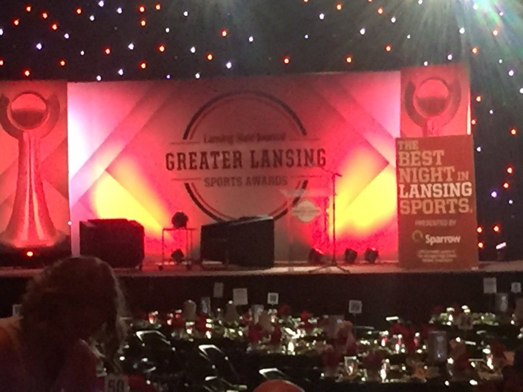 nancycorner's tweet photo. @lsjsportsawards https://t.co/JKhXrZE4yd