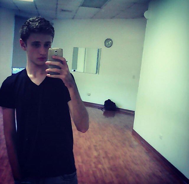 SomosRetz's tweet photo. #RetzTime 😊📷 https://t.co/sTyLvUtynM