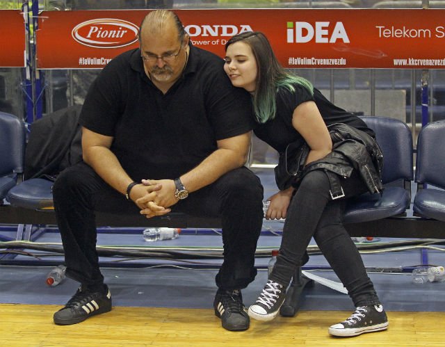 Stojkovic_Nik's tweet image. Život, čista emocija. Verujem da nema veće podrške od deteta. Ono najiskrenije deli radost i tugu. #Dzikic #Dzile