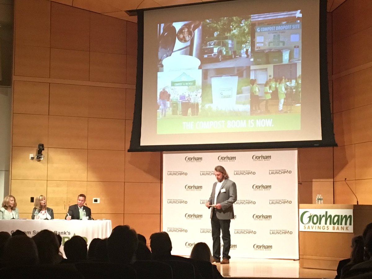 ainsleylnw's tweet photo. Fun fact: @GarbagetoGarden is #1 subscribed compost service in the US! Starting in Boston this month! #GSBLaunchPad https://t.co/wVNxDf7vYs