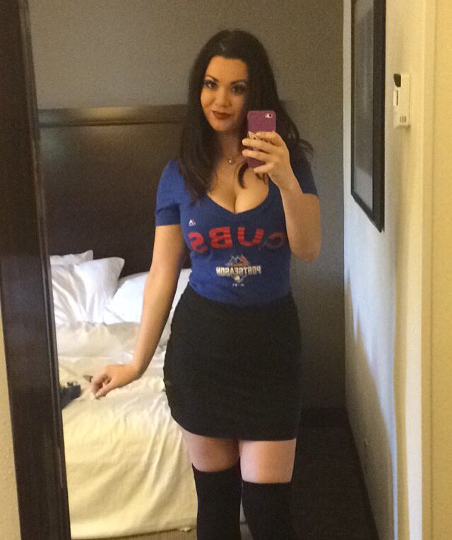 stephanie_maree's tweet photo. Not a Cubs fan....still rocking cubby blue in enemy territory 💁🏻💙 https://t.co/sIH9tqU1jf