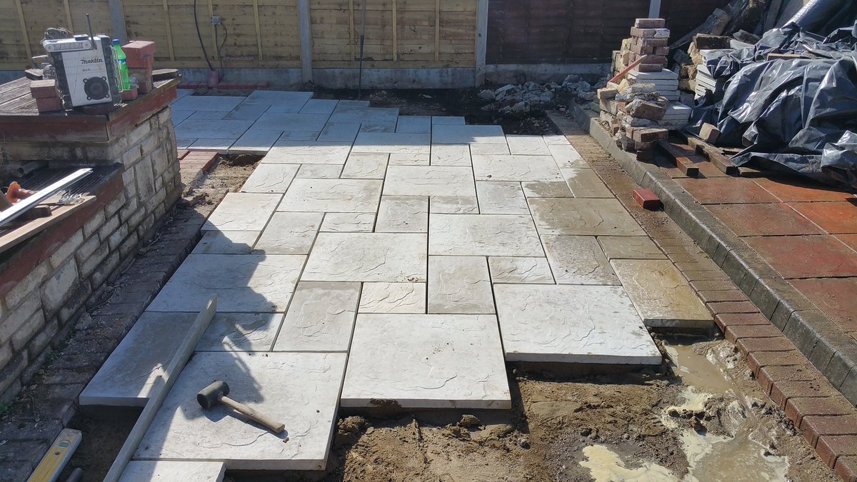 sparky0778's tweet photo. Another quality patio finished👍 https://t.co/Wlqa06yV8G