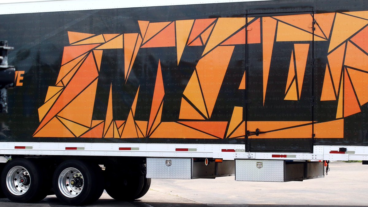 TheDannyParker's tweet photo. The "My All" truck just rolled out of Knoxville en route to Tennessee's Elite Linemen Camp at Univ School of Jackson https://t.co/rSrKE74LEL