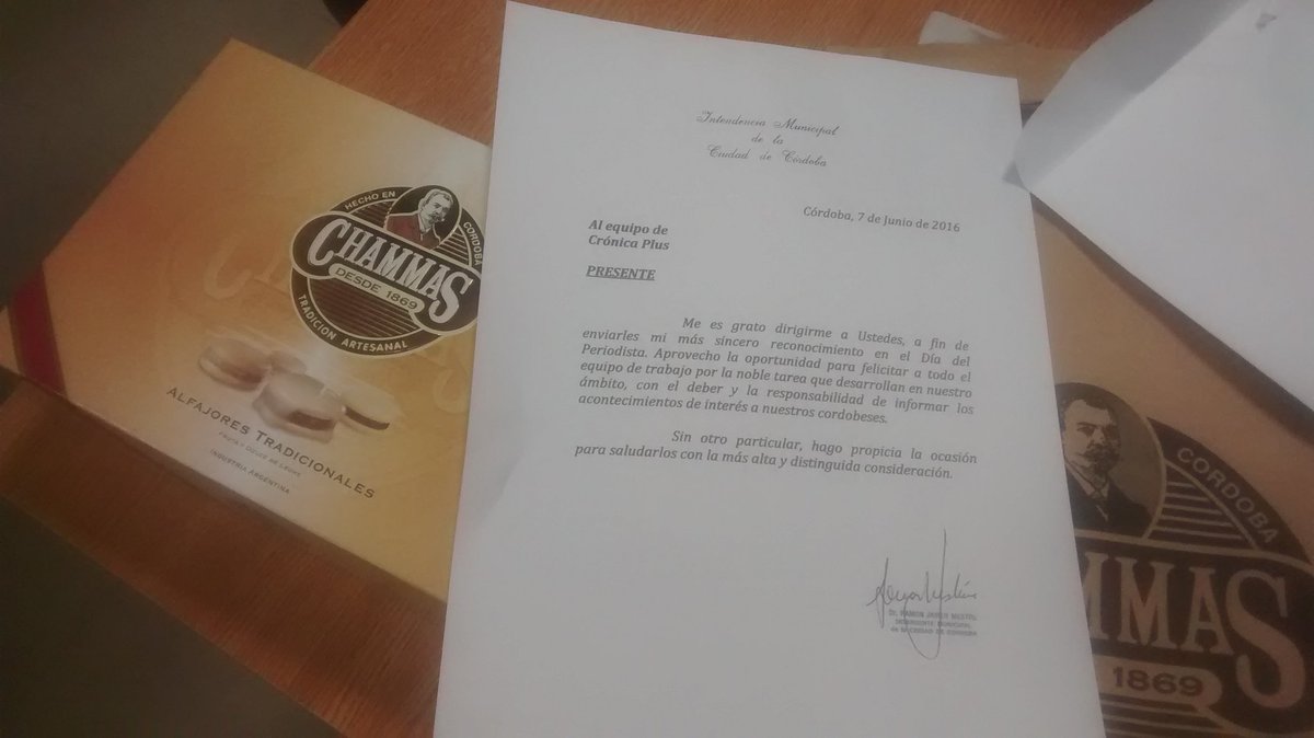 mlauragalvez's tweet photo. Gracias @MuniCba @ramonjmestre por saludo y presente #DiaDelPeriodista #cronicaplus @cba24ntv @canal10cba https://t.co/MoDIBJTq6J