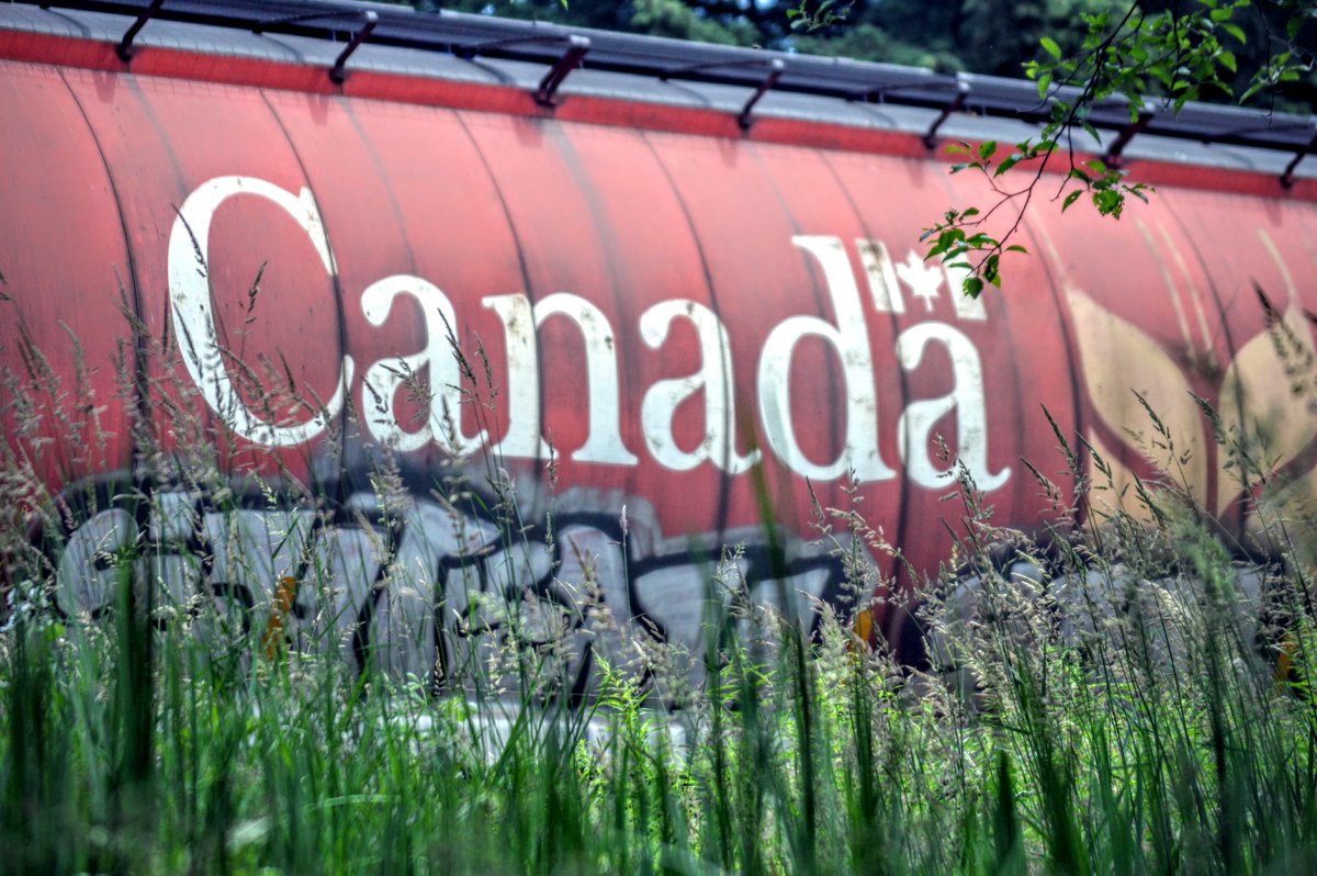 ToddKennethReid's tweet photo. Another day out taking shots of Canadian lands listening to Canadian bands #photography #ReidOriginalPhotography https://t.co/17CYnntp4f