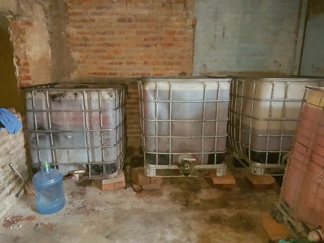 ely_ibal's tweet image. 9 mil litros de combustible al parecer ilegal fueron #decomisados por la #FuerzaÚnica en #Tlaquepaque @ELOCCIDENTAL