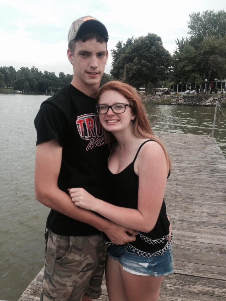 sorryimsam's tweet photo. today would've been one year w the boy i thought i was in love w, thanks for lying n cheating on me w your cousin:) https://t.co/A5bXYekrfQ