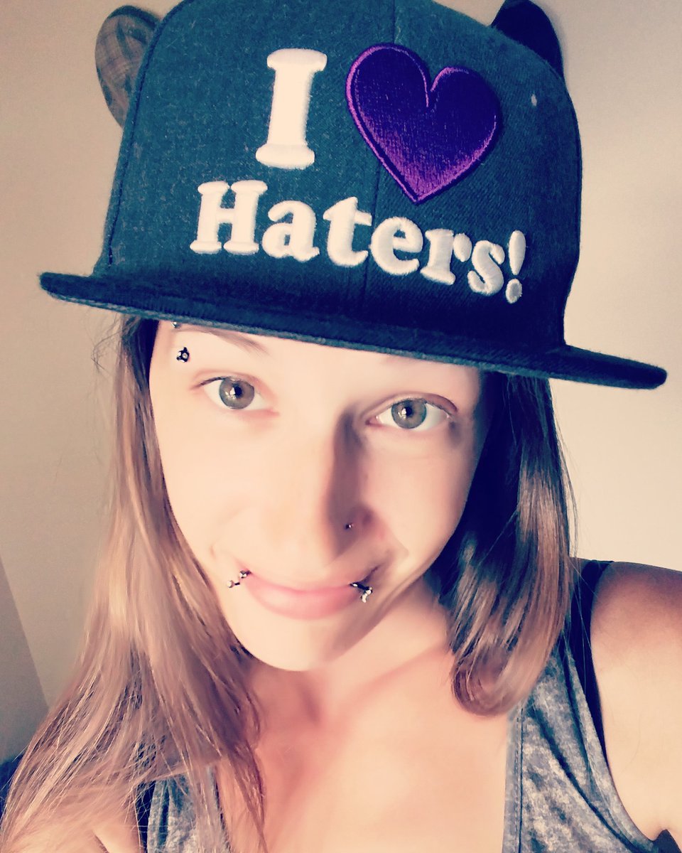 CrissySaunders's tweet photo. Love life, love the haters, New journey n New beginnings 💞 https://t.co/UCiOBwtv3v