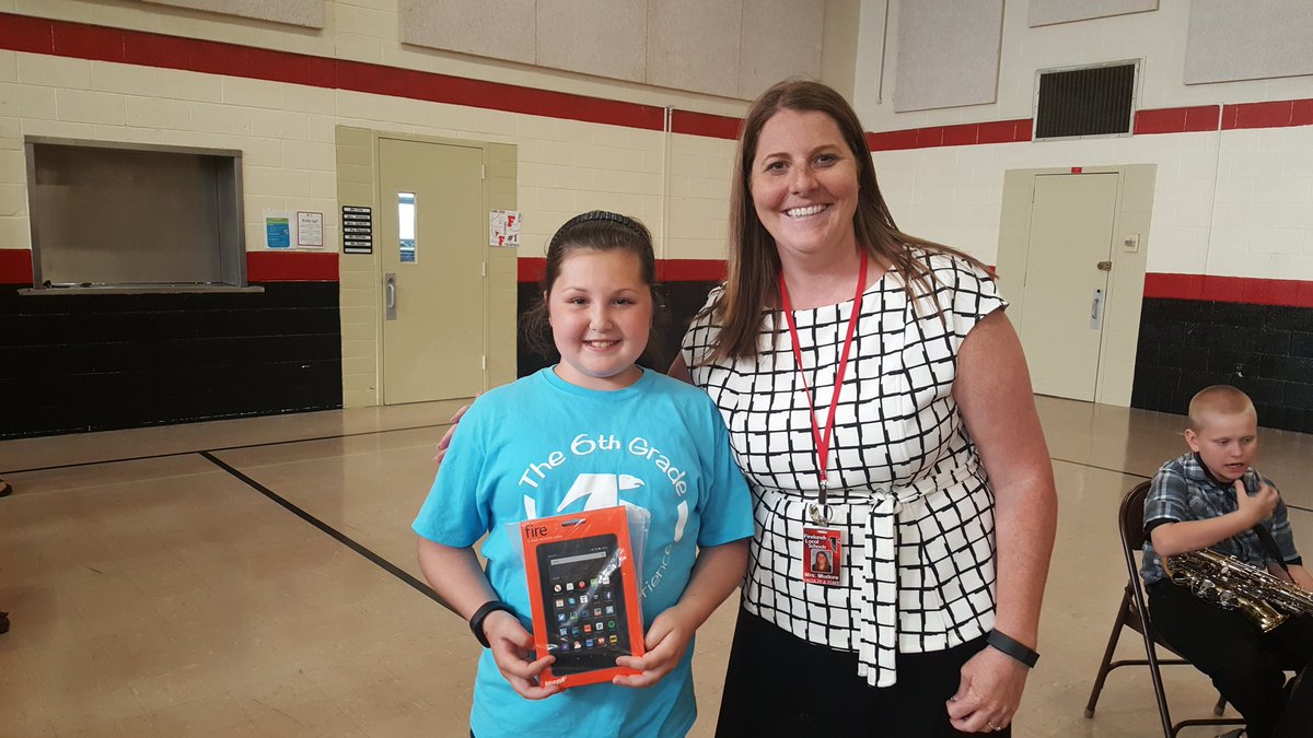 IamFirelands's tweet photo. Winners everywhere! Thanks to everyone who supports a child at Firelands! @Falcon_update @PrincipalMudore https://t.co/p5dfyruHD1