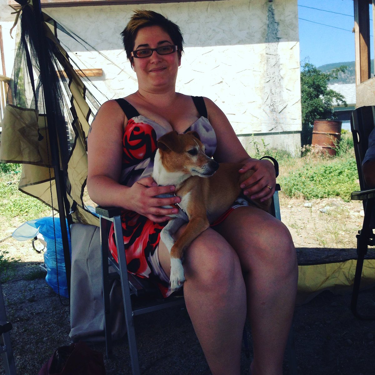 blr098's tweet photo. #JuneDresses Day 7 - Donate to support women and children effected by domestic violence: https://t.co/oMvz1oMT7o https://t.co/eTaXyWNs5V
