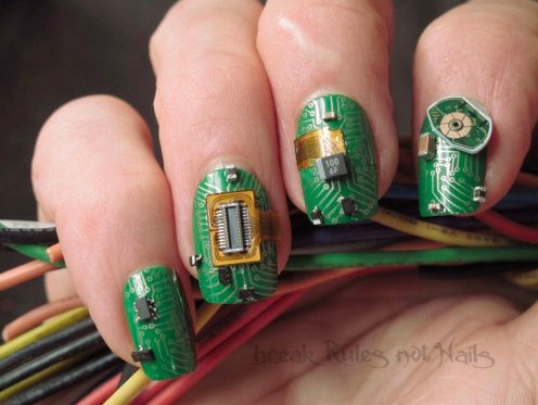 megwyn's tweet photo. Definitely a DIY project I've got to try!https://t.co/HkMjLvW6kC #nailart
#cyborgstyle #circuitboards #digitaldakini https://t.co/L6TlubbTKn