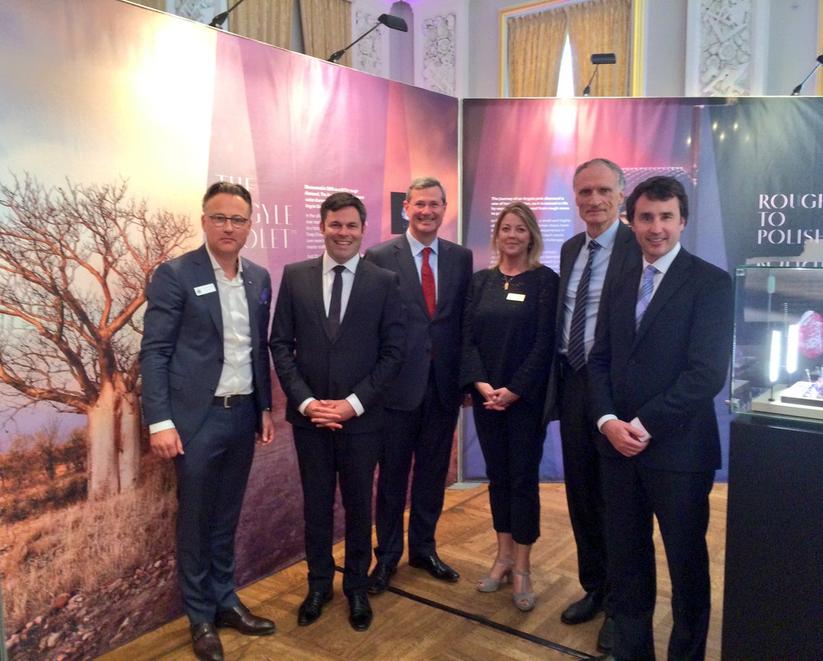 Delighted to support 2016 #Argyle pink diamond tender in #CPH w/ <a href="/ajbdavies/">Alan Davies</a> <a href="/RioTinto/">Rio Tinto</a> &amp; #Danish Culture Minister