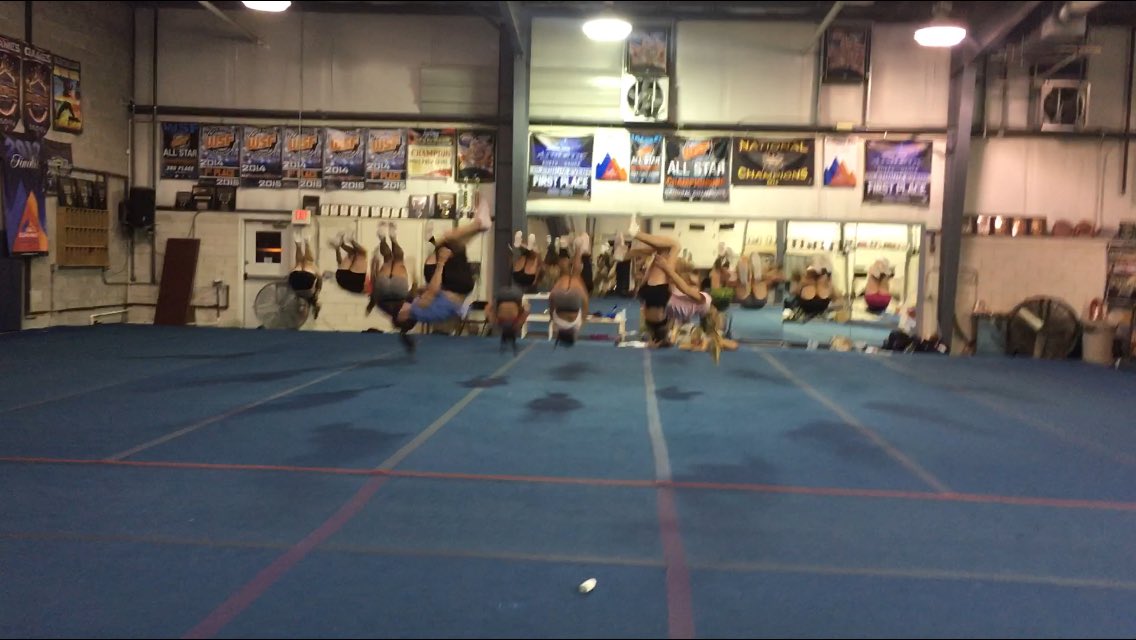 S1Mallory's tweet photo. Phenom putting in jump sequence work tonight!💜❤️💛 https://t.co/IGaW6jzJSM