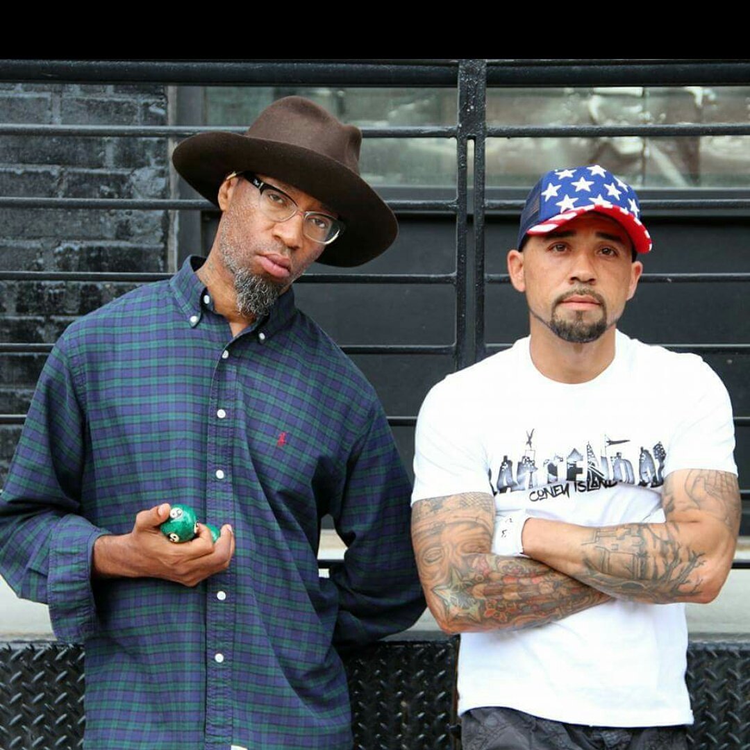 officialDocG's tweet photo. Dr. G Tai Chi and CinderBlock Ock #BARTENDAZ #bodyweight #calisthenics #barz #pushup #pullup #dip #lunge #squat https://t.co/mxByStpA2b