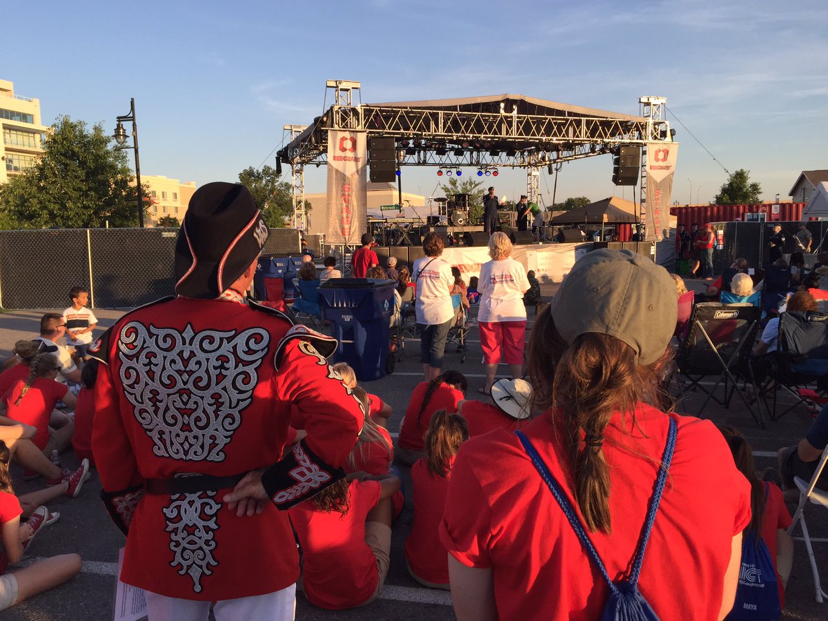 marcellakaye's tweet photo. @Riverfest honoring military tonight #schoonies2016 https://t.co/7Iiz2k53ou