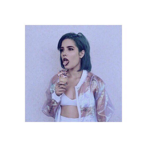 FreyaSteeleSS tweet picture