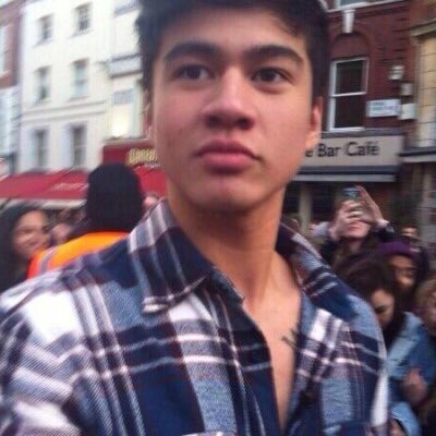 hey, im zach. mind retweeting for me?