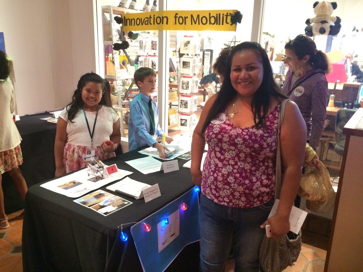 mariljones's tweet image. Fourth grade inventors sharing their work at our World&apos;s Fair in Balboa Park!  #HTeX #PBL #ideascanchangetheworld