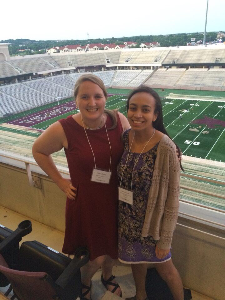 ASPDallas's tweet photo. @ASPSeagoville &amp; @ASPGarza / @ASPObama repping #TeamASP at @TxStateBobcats!!  #classof2021 #collegebound https://t.co/RyQp6KXv9F